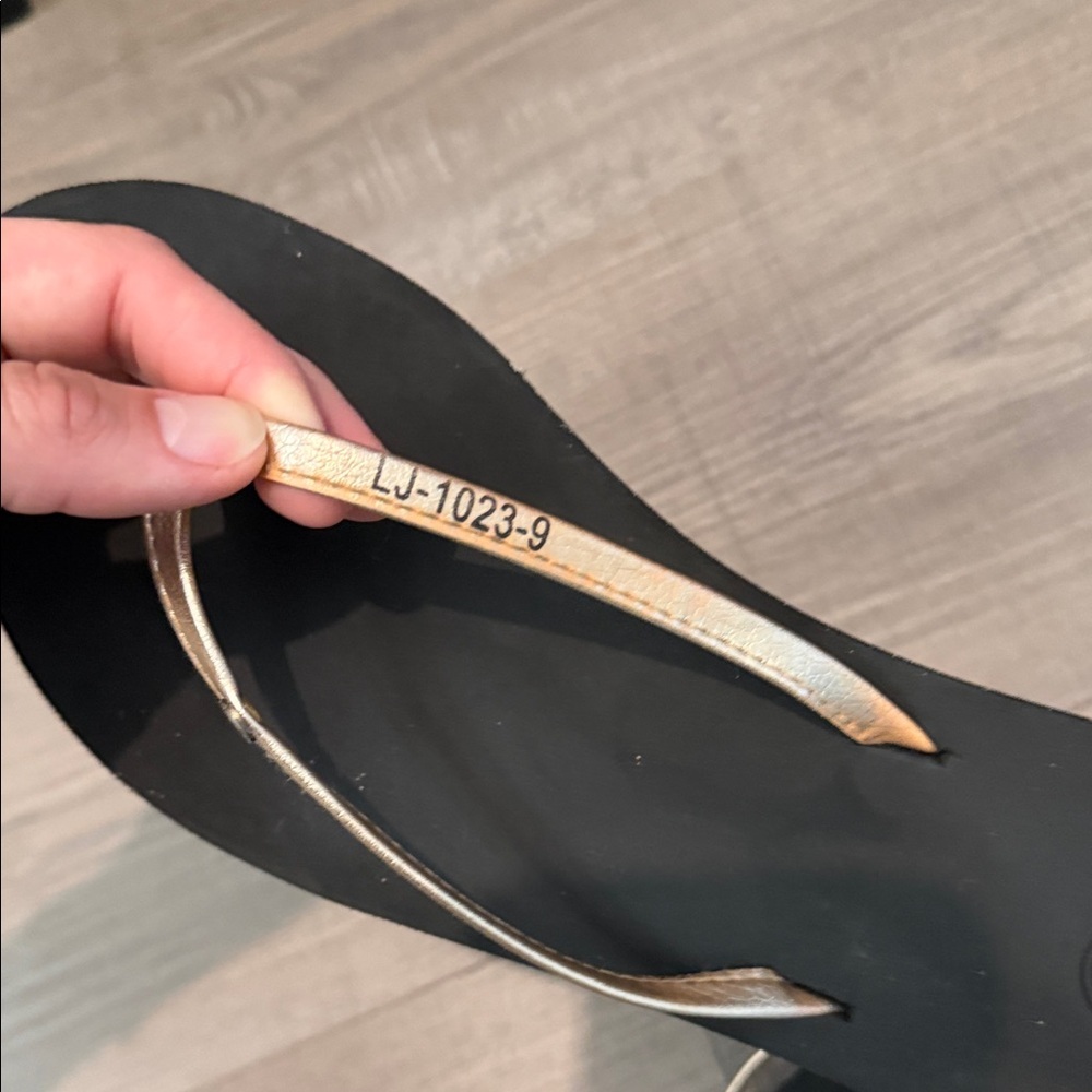 High tide Black Flip Flop Sandals with Metallic Straps - Picture 7 of 7
